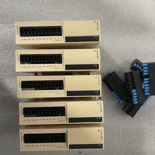 可维修PLC模块、TM2AMI8HT、实物图。层色好议价