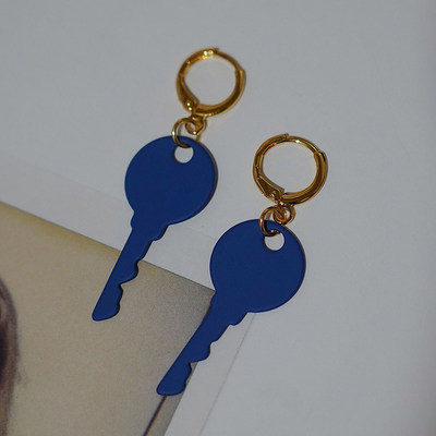 耳边铛保色蓝色钥匙耳环