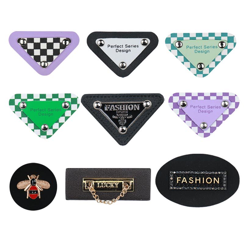 新款皮革商标时尚百搭衣服补丁缝制款服装辅料装饰三角标黑色紫色