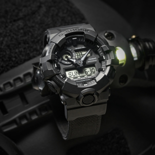 卡西欧手表男生G-SHOCK新款帆布表带双显大表盘防水初中生电子表