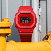 卡西欧男生手表GSHOCK新年红色小方块运动防水石英表DW 5600RRB