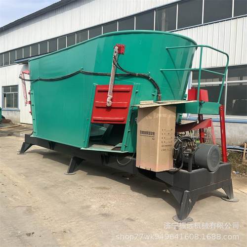 7方全日粮饲料搅拌机 称重混拌一体机 牛羊养殖场撒草车