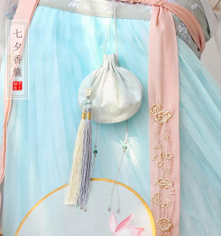 중국 발렌타인 데이 선물 향 주머니 빈 브로케이드 수제 사랑 토큰 소년과 소녀를위한 복숭아 꽃 본딩 지갑