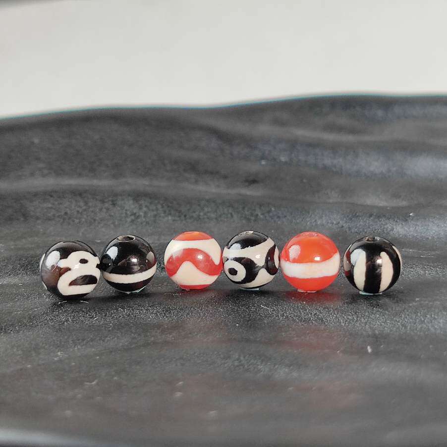天然玛瑙黑白虎牙三眼红肉一线药师圆珠迷你散珠手工隔珠垫片配饰