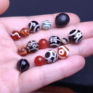 天然玛瑙天珠散珠虎牙三眼红肉黑白配饰散珠手工diy配件