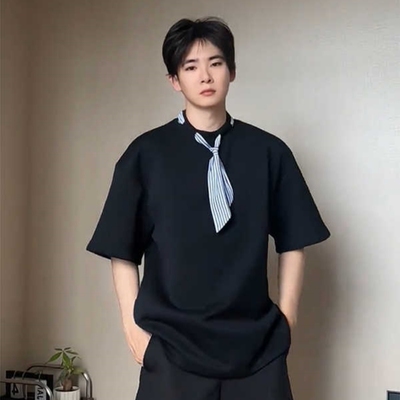 黑色小方巾痞帅t恤男款夏季