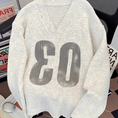 运动球衣风V领印花毛衣男款