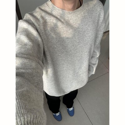 浅灰色毛衣男秋冬高级感