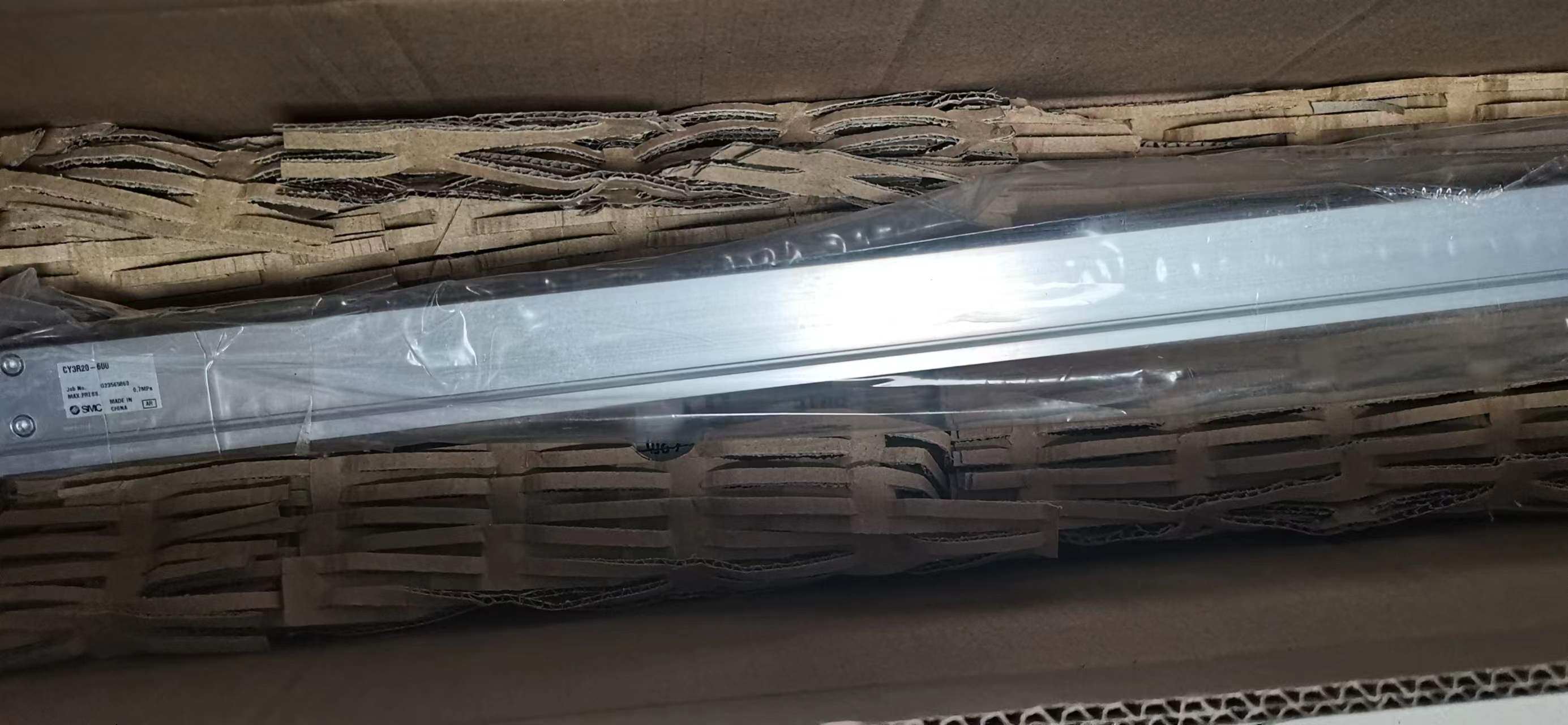 SMC全新原装正品气缸CY3R20系列CY3R20-600价格面议欢迎咨询