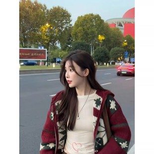 日本offcat一枝南南同款费尔岛风红连帽拉链针织开衫宽松加厚毛衣