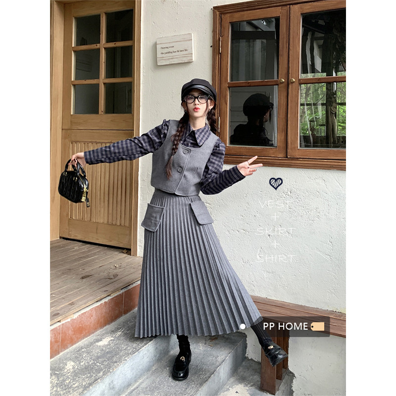 日本offcat学院风miu系套装女秋灰色毛呢马甲背心格子衬衫百褶半
