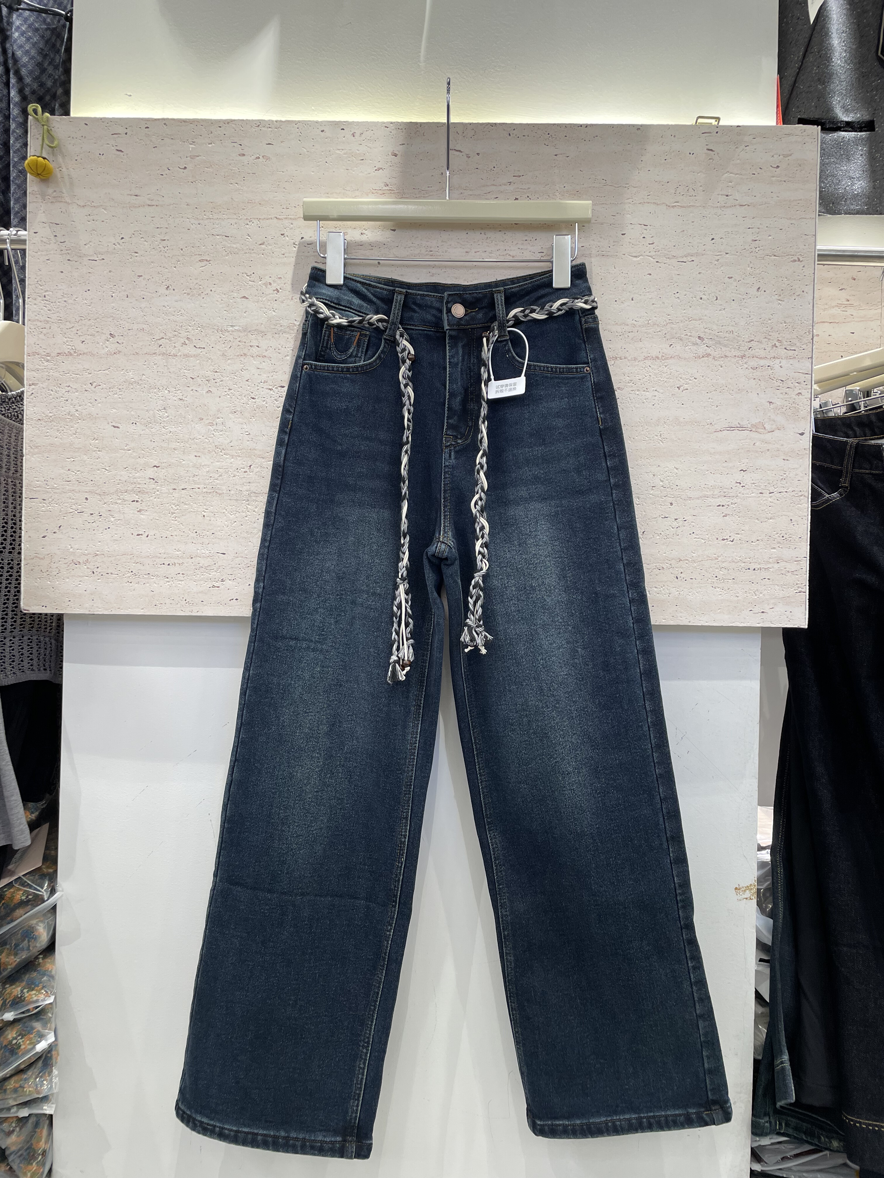 今喜7807-1冬季植绒系带高腰阔腿牛仔裤宽松显瘦直筒小个子女裤子