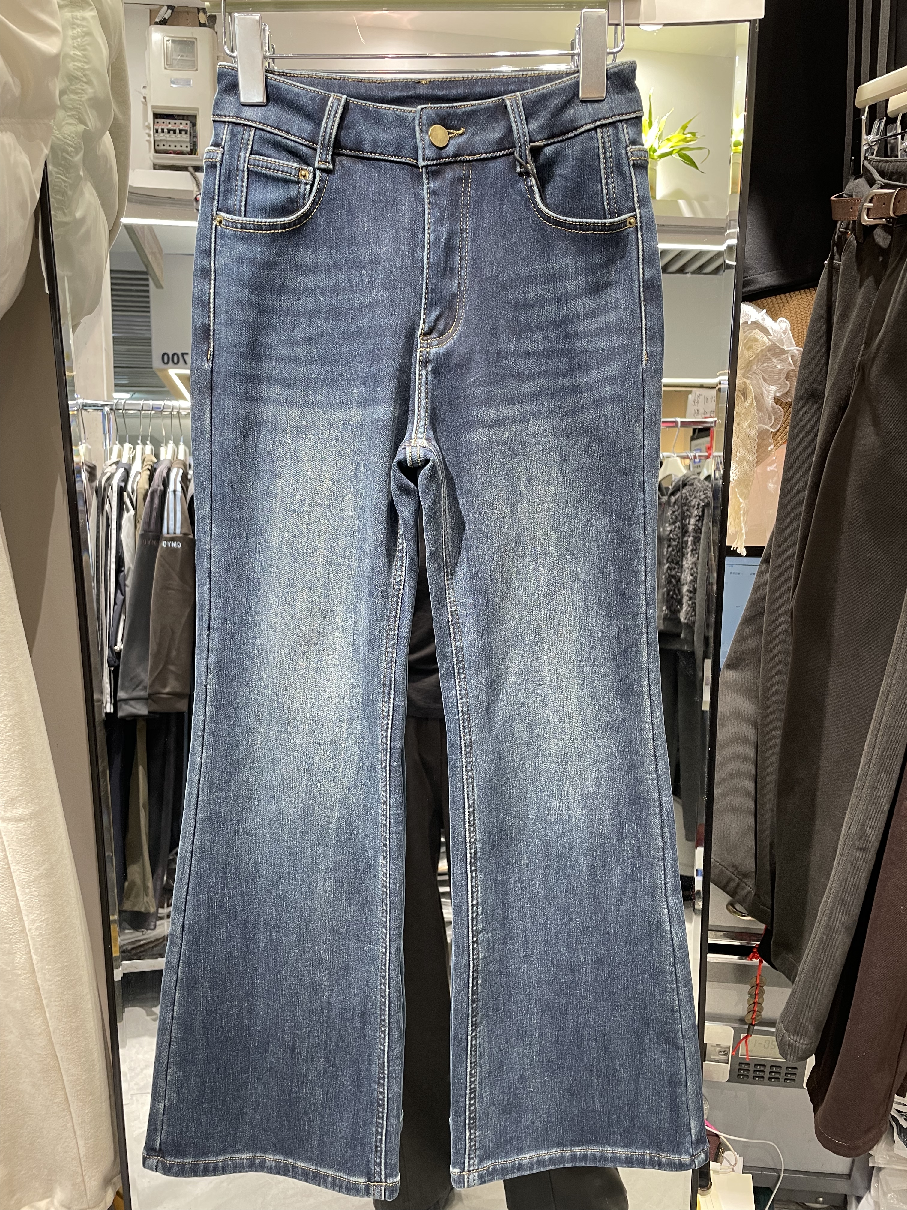 竹子家6606-1冬季新品加绒加厚高腰洋气百搭微喇裤小个子牛仔女裤