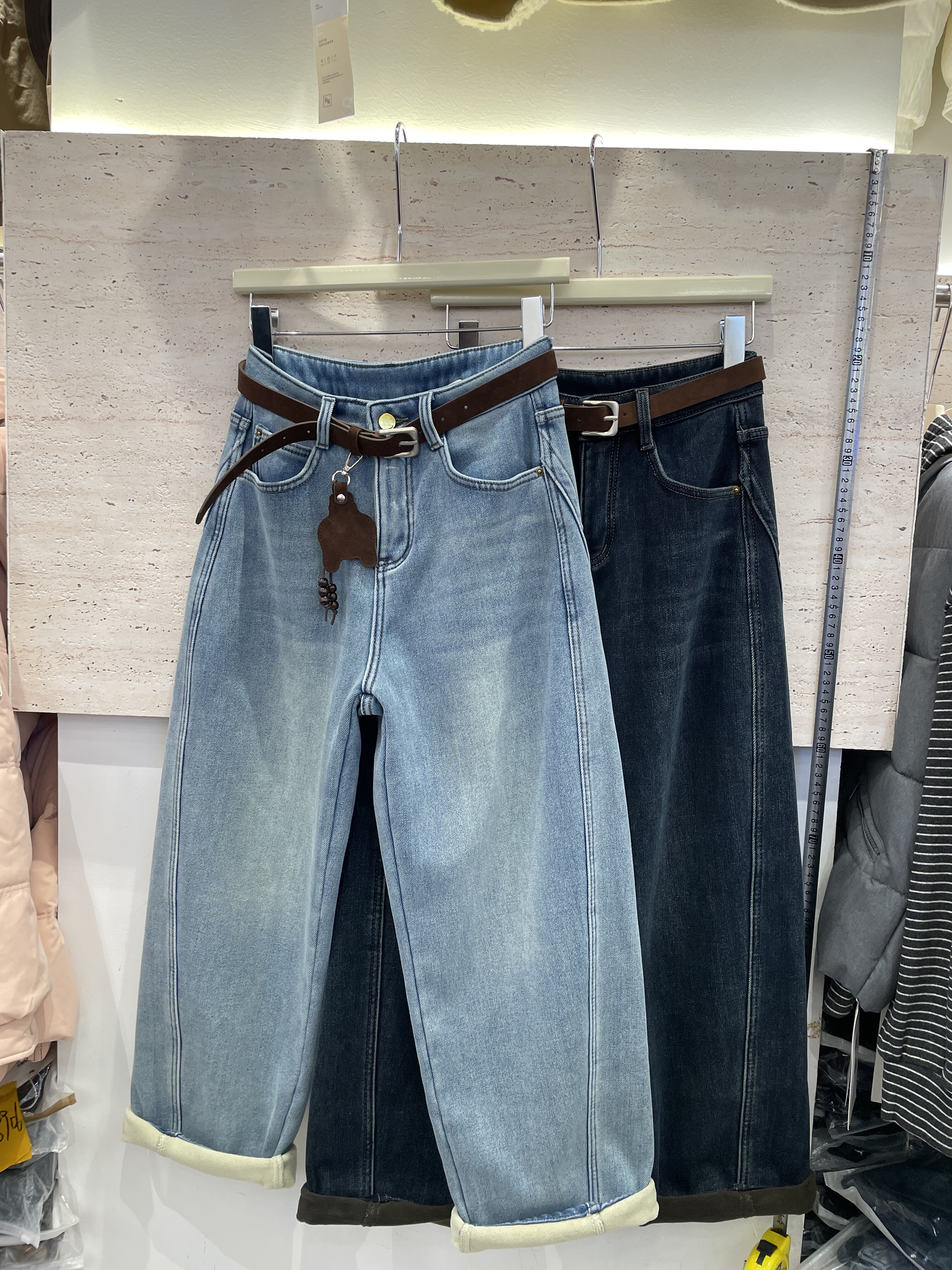 莉娜公主8002冬新款双色加绒牛仔裤女宽松弯刀裤小个子加厚九分裤