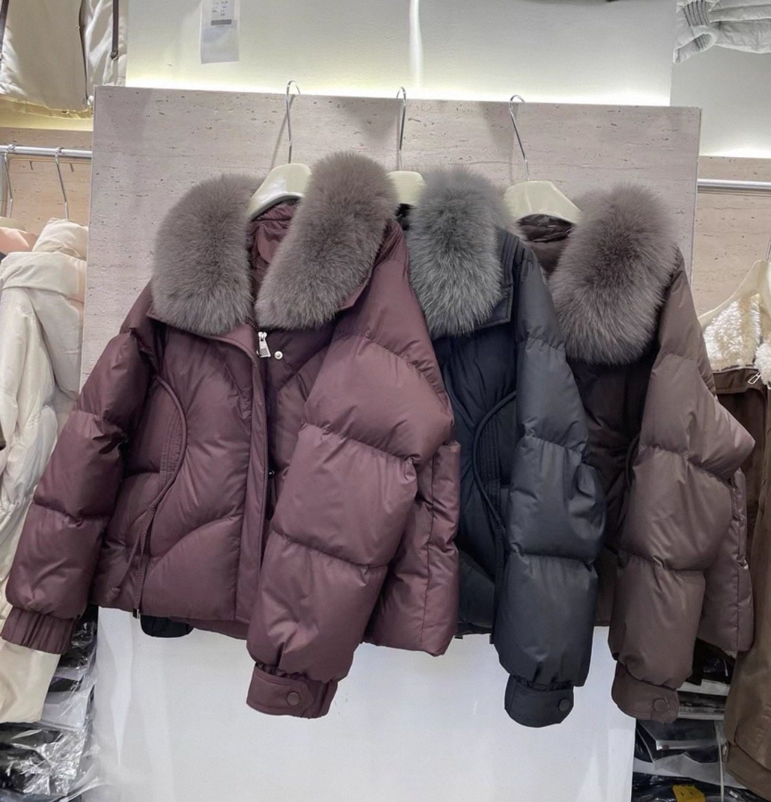 月亮女神y021冬季高端90白羽绒服女短款狐狸毛领皮草加厚减龄外套