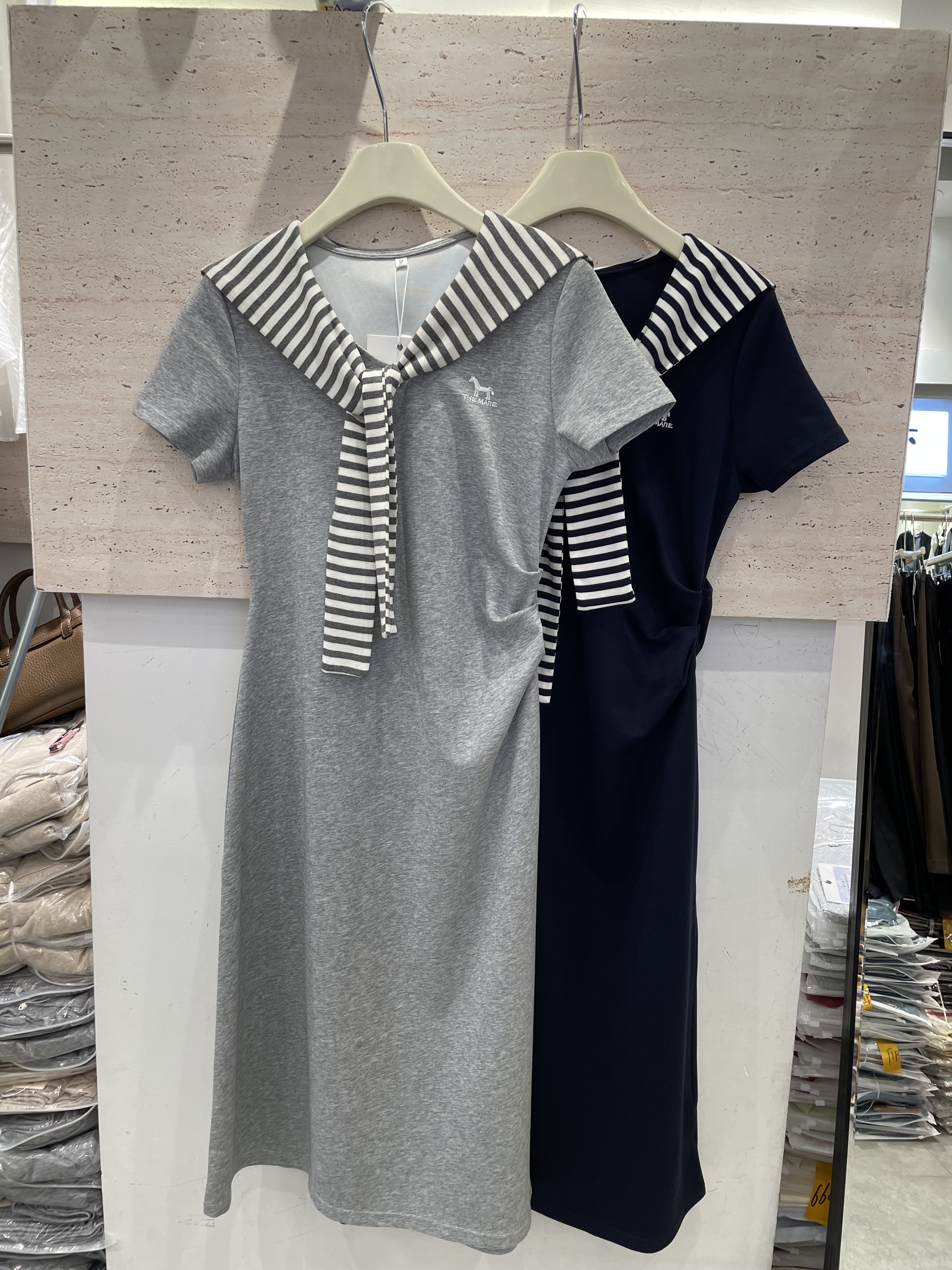 鑫风尚7707夏季时尚圆领条纹短袖连衣裙女宽松显瘦百搭休闲长裙潮