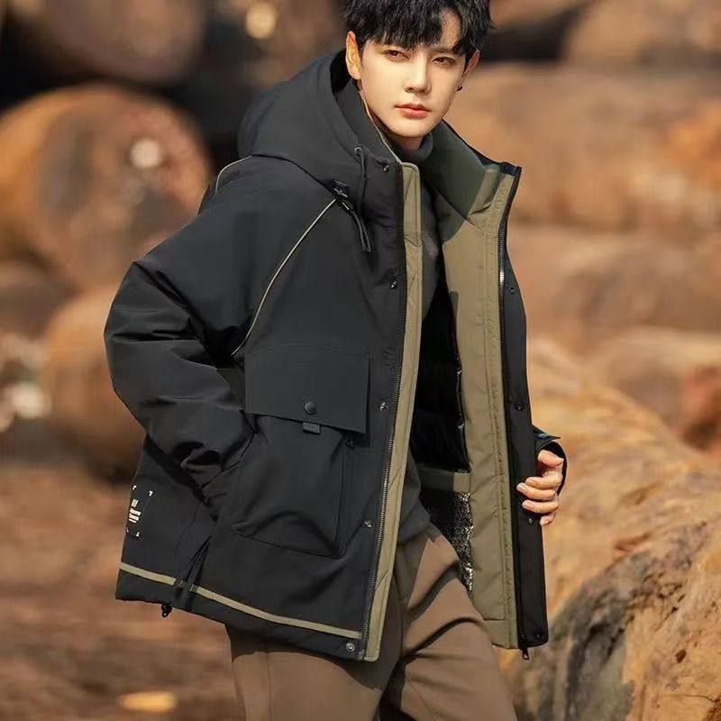 防寒羽绒服男装加厚冬季2025新款潮牌高端美式工装轻薄冲锋衣外套