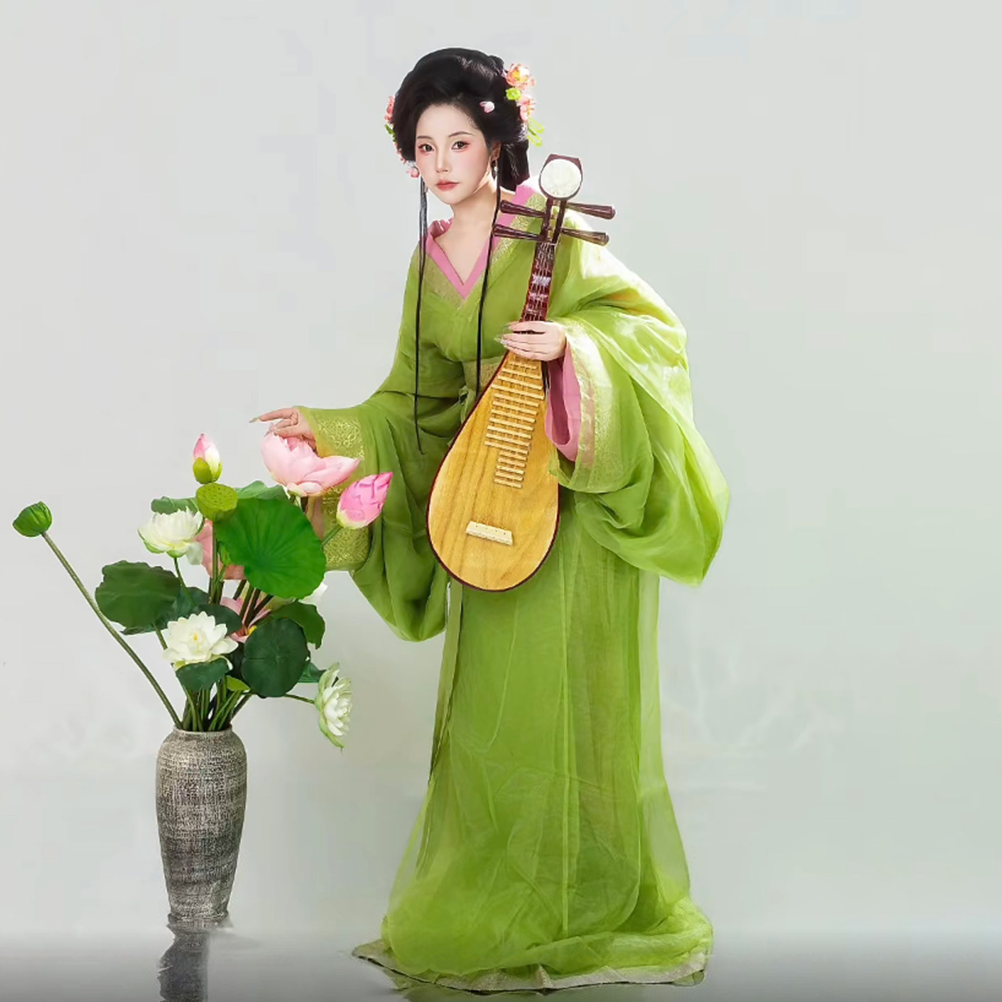 绿色战国袍汉服古装2026新款古风成人女直裾清冷系大袖衫襦裙套装