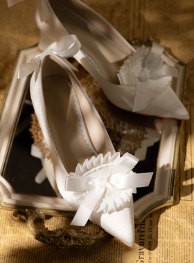 【椿】画中人 /复古轻洛可可风尖头粗跟蝴蝶结中跟单鞋婚鞋lolita