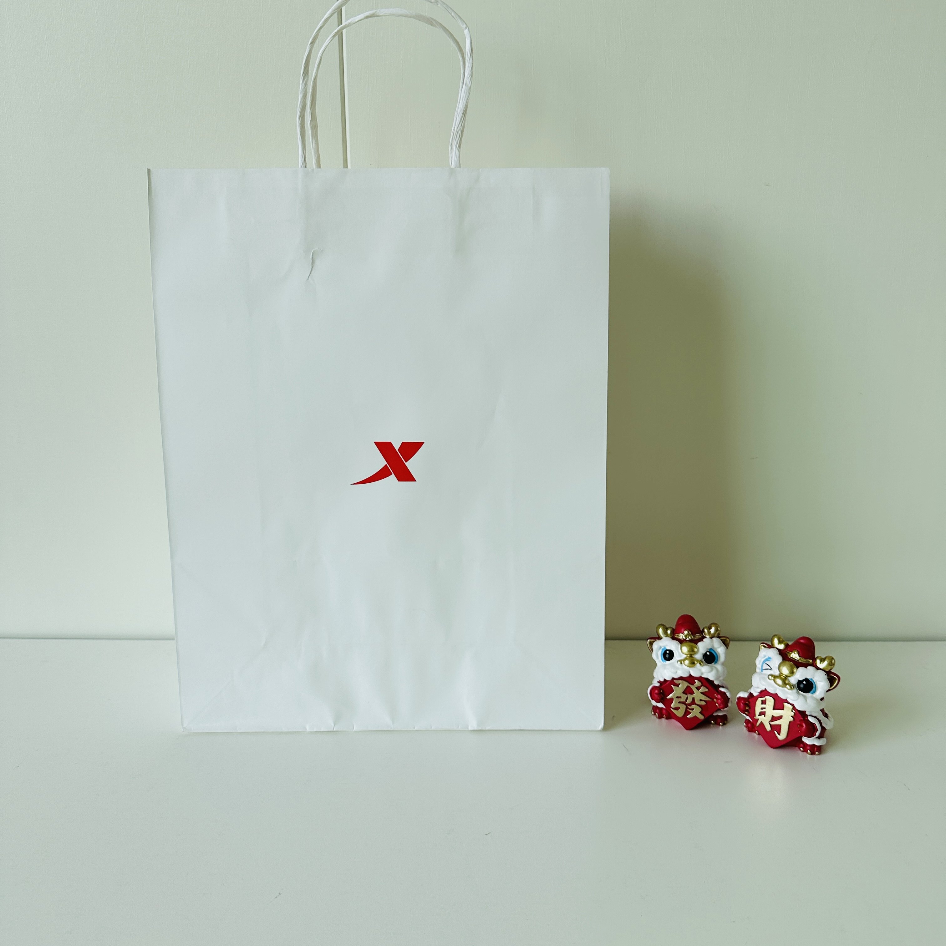 特步纸袋 专卖店正品手提袋 鞋盒服装购物袋