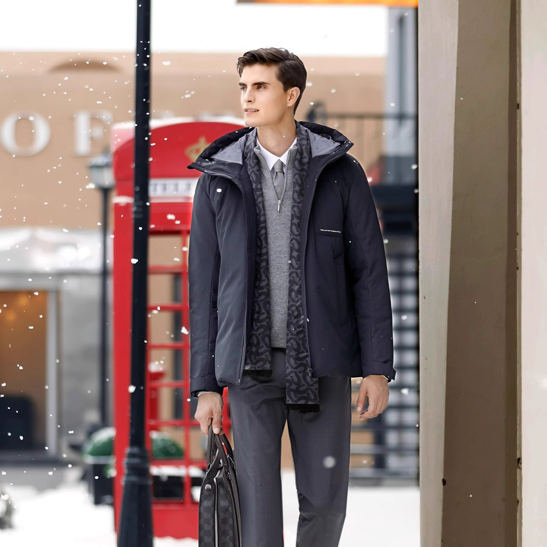 威可多男士鹅绒短款暖和羽绒服