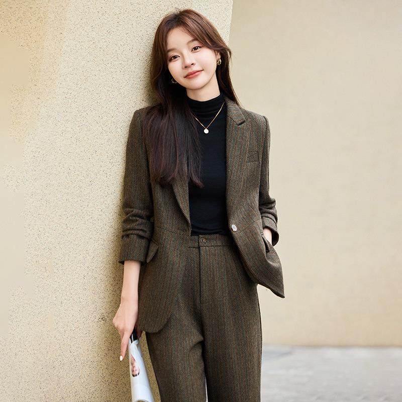 高档粉装套装女境秋冬时职尚杏色业装欧西美休闲阔跨长两件AL8108,户外/登山/野营/旅行用品,其他户外服装,淘宝优惠券,粉丝福利购,淘宝优惠卷