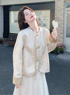 白色贵气级感国风提花外柔套女早2C39709春米款新温风撞色拼接上