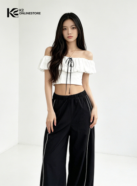 K2 ONLINESTORE 韩系撞色系绳松紧一字领小衫女白色收腰露脐上衣