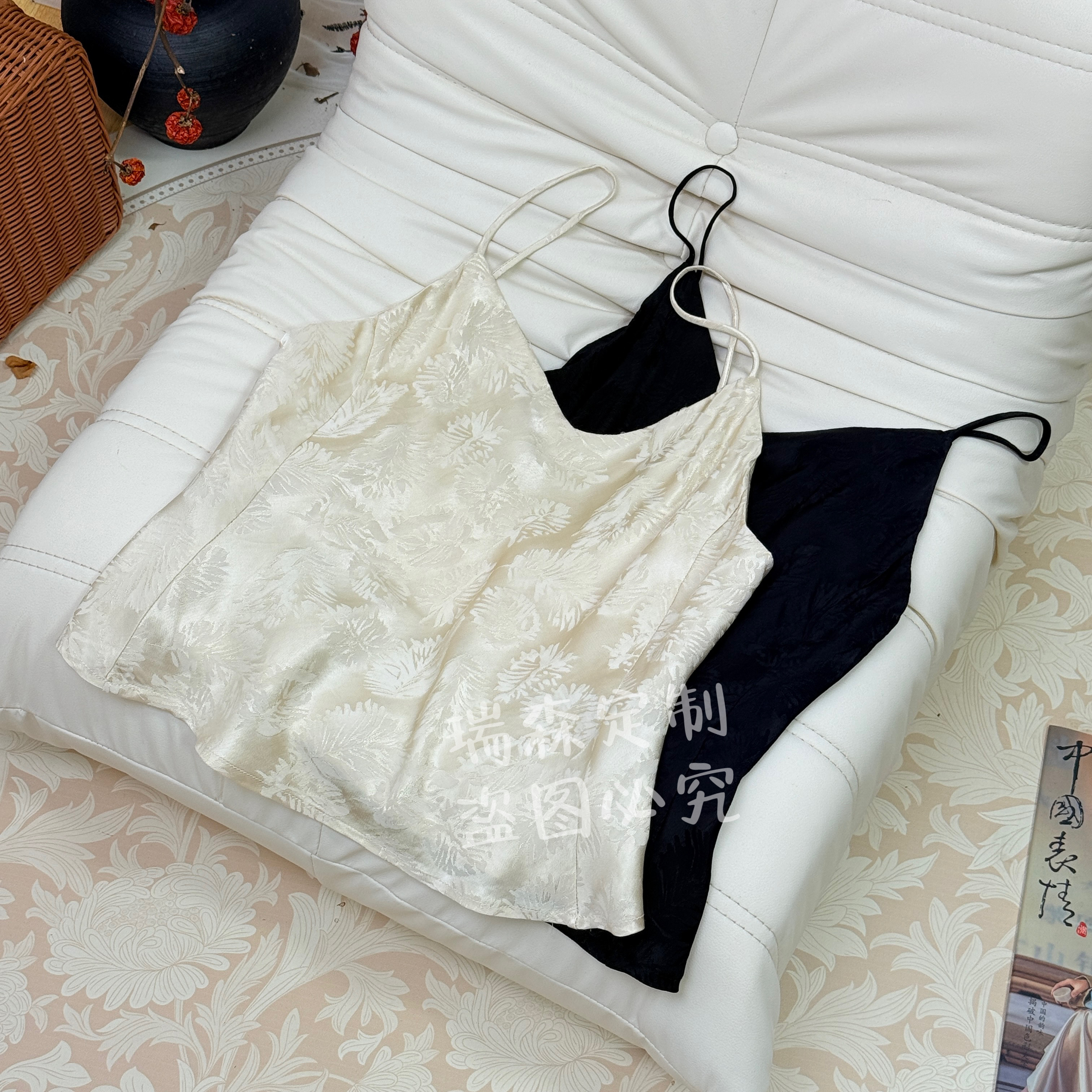 721 中式国风纯色斜裁提花吊带背心内搭