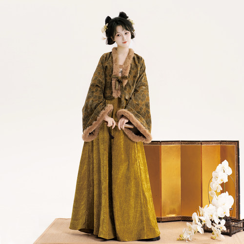 芷蘅间 雪落霓裳 绿色原创汉服女秋冬款新中式汉元素国风通勤套装