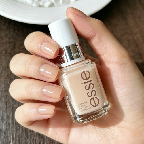 ESSIE玻璃透感象牙白指甲油免烤