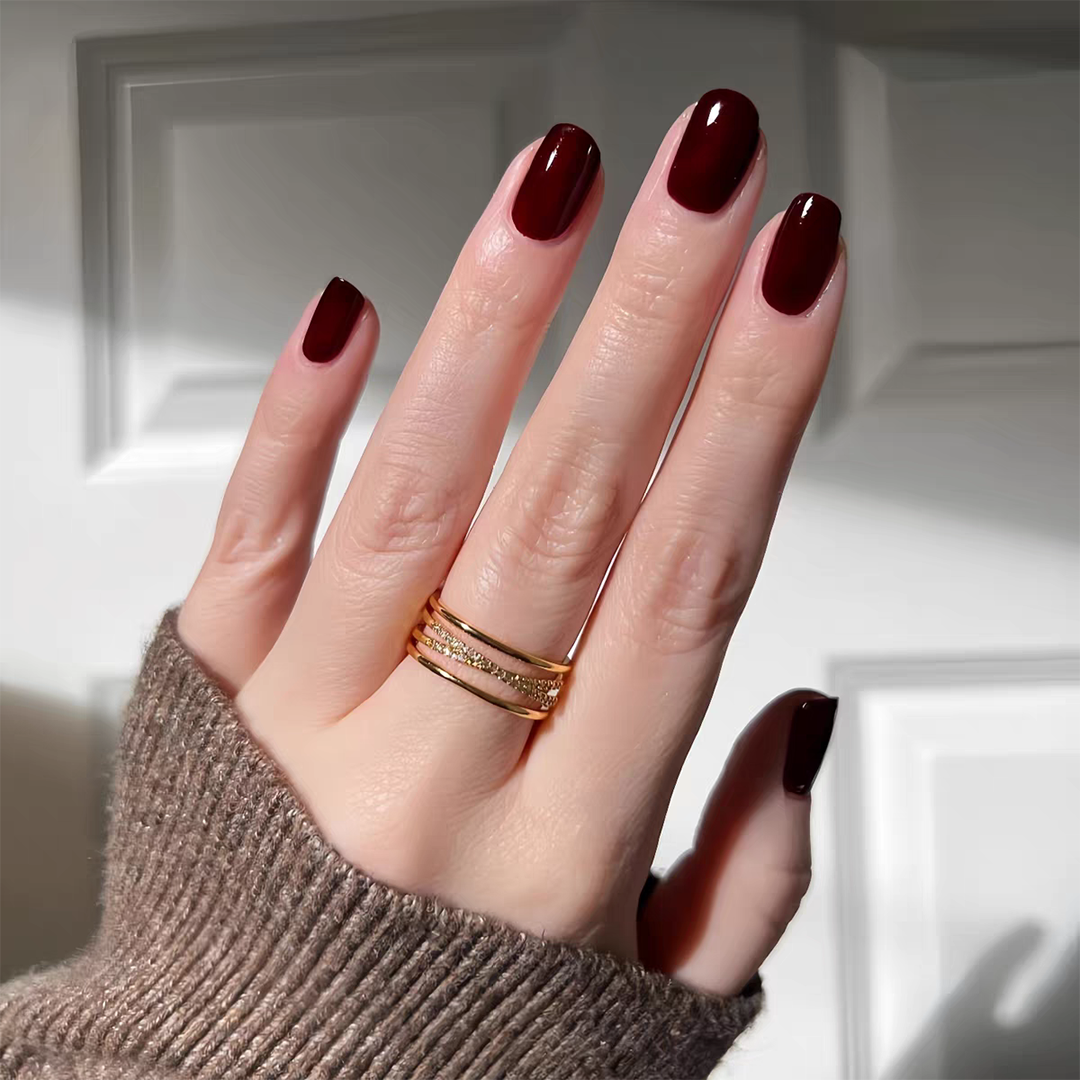 美国Essie指甲油秋冬显白酒红色