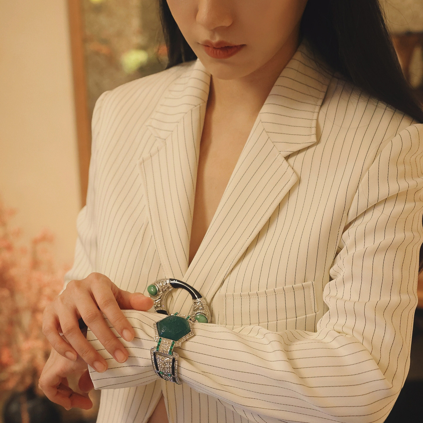 复古祖母绿雕刻珍藏款满镶手镯