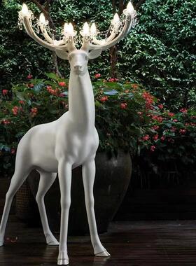 灯都古镇展厅创意梅花鹿雕塑大型落地灯麋鹿艺术装饰酒店客厅样板