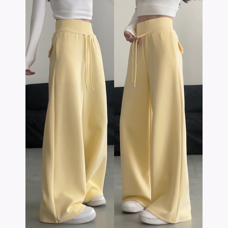 奶黄色微喇卫裤女春夏季2025新款高腰显瘦运动裤慵懒感宽边阔腿裤