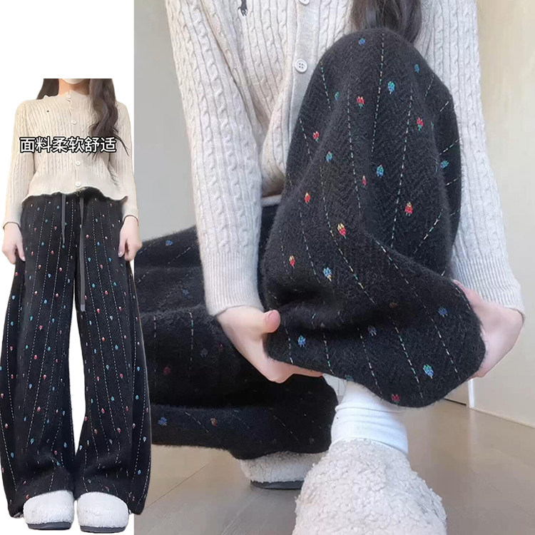 黑灰色彩虹刺绣弯刀裤女秋冬季2026新款时尚减龄人字纹两穿绒绒裤,女装/女士精品,休闲裤,淘宝优惠券,粉丝福利购,淘宝优惠卷