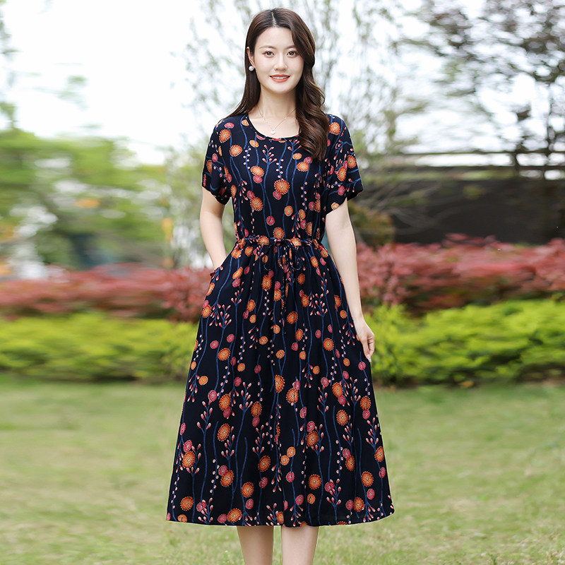 时尚遮肚子连衣裙女夏2025新款宽松休闲夏天妈妈减龄棉绸洋气裙子
