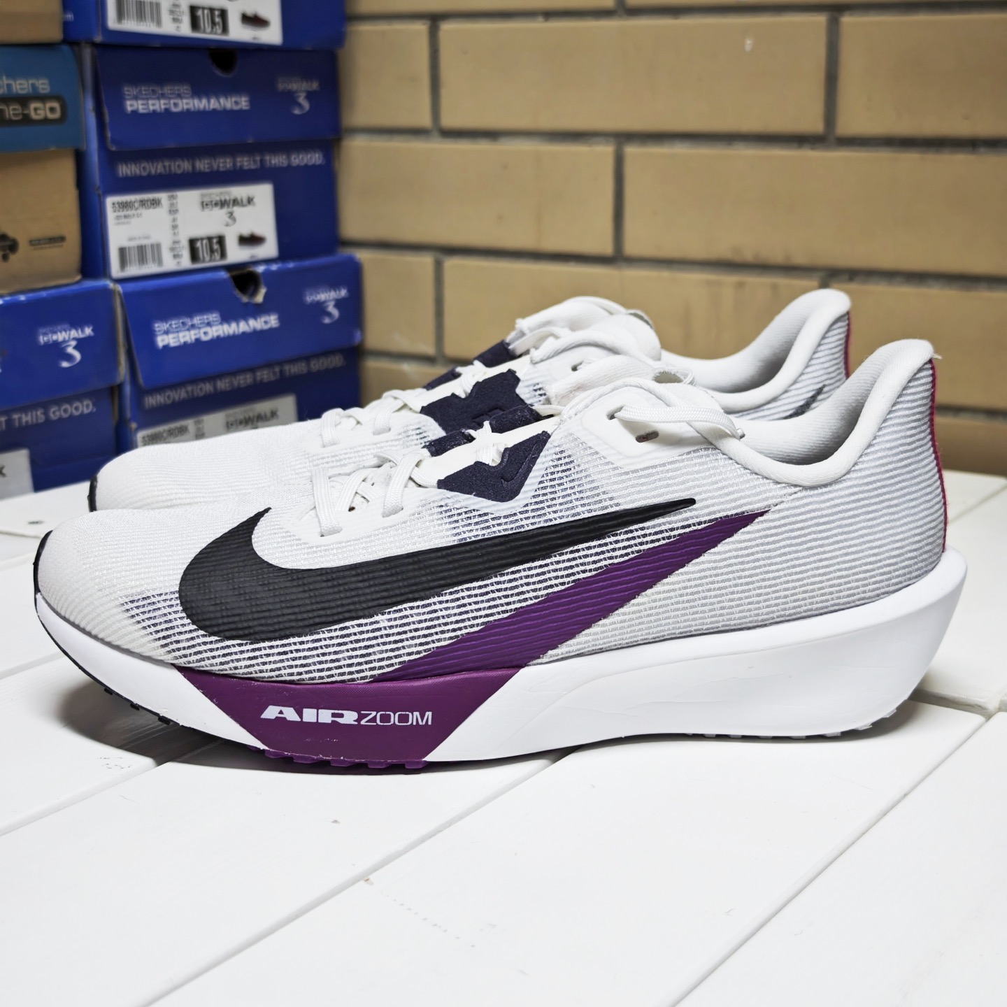 40 耐克FV6040-102男子跑步鞋AIR ZOOM RIVAL FLY 4运动鞋