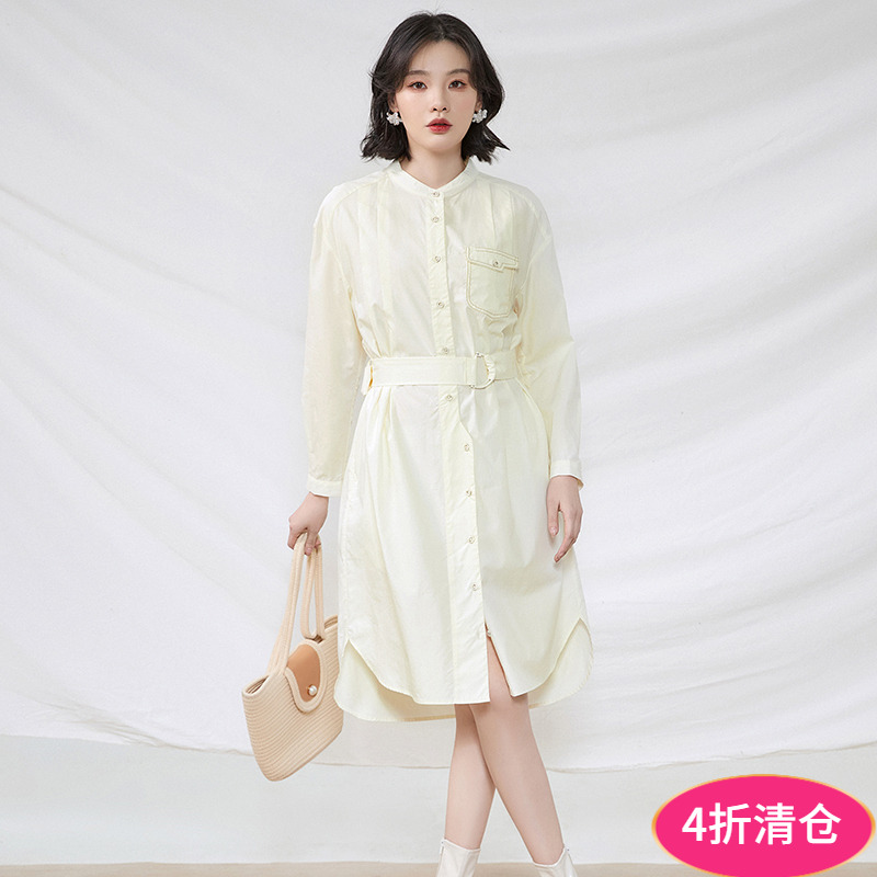 宽松中裙单排扣连衣裙