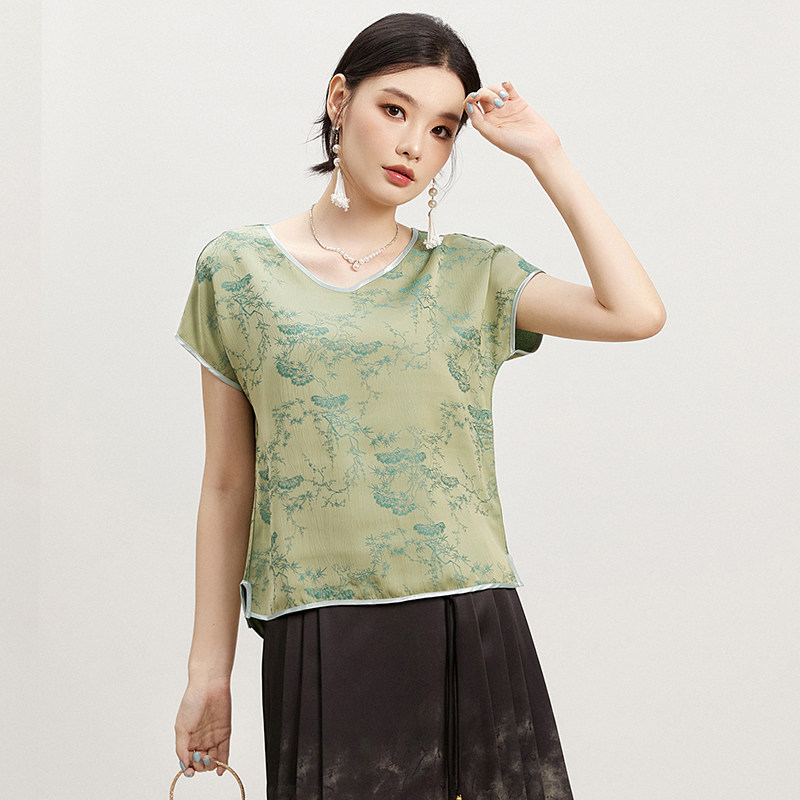 2025年夏Outlets正品 高端QI系列素雅提花套头上衣蝙蝠短袖衬衫女