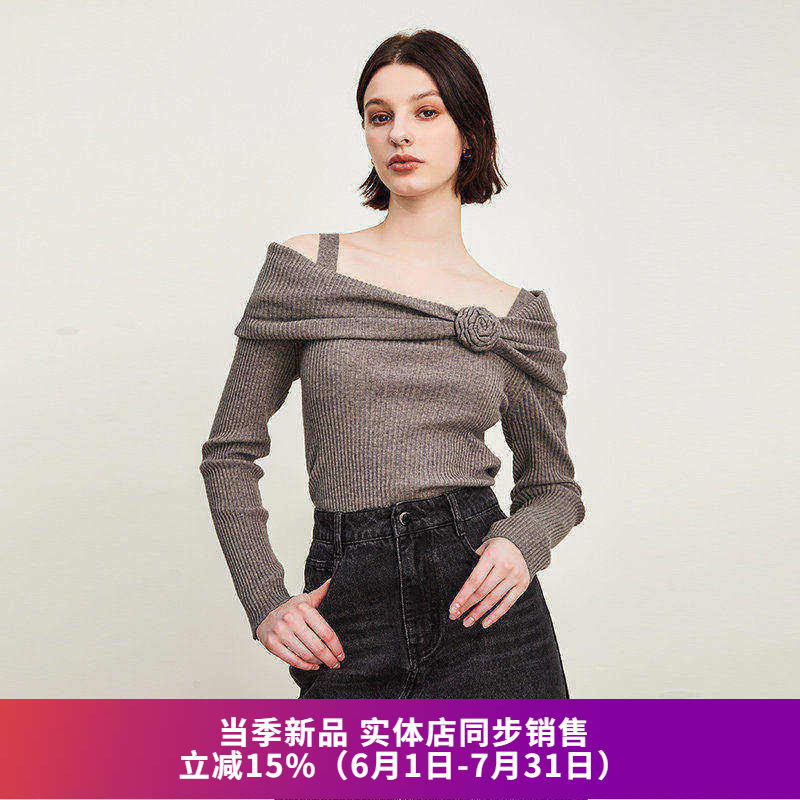 露肩长袖修身针织衫女