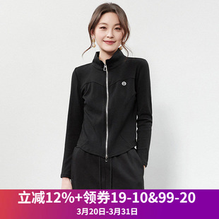 2026年春装Outlets专柜 KA系列户外运动风上衣修身轻便长袖外套女