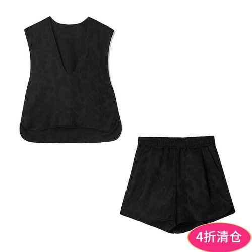 无袖上衣+短裤两件套装