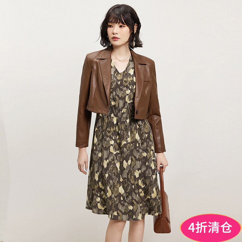 2025年秋装Outlets专柜 高端ZK系列 一粒扣皮衣外套+中裙两件套装