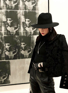 秋冬新款时尚博主同款纯黑色爵士顶百搭羊毛毡礼帽凹造型单品帽