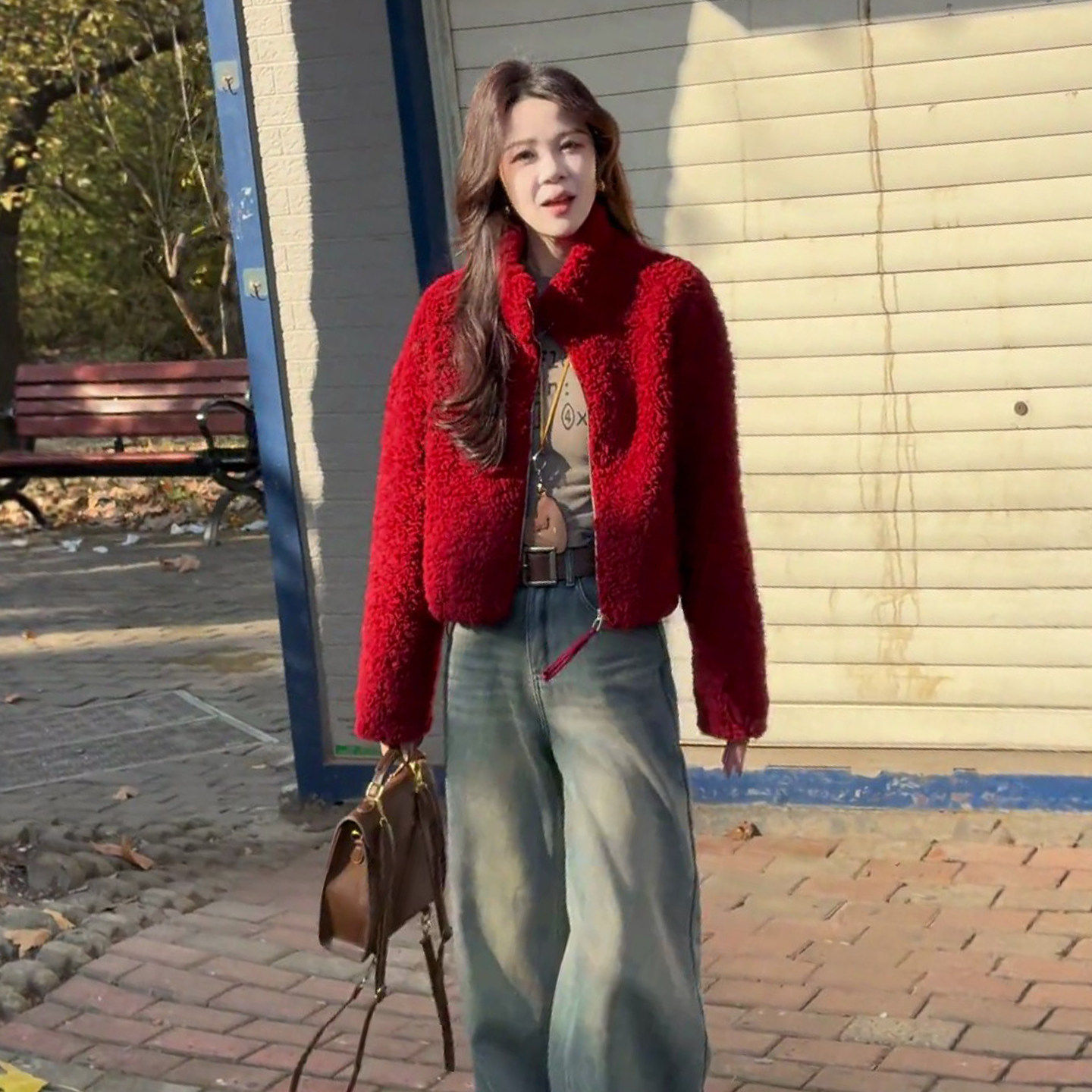 红色羊羔毛短外套女2025冬季新款小个子立领加厚保暖气质毛绒上衣