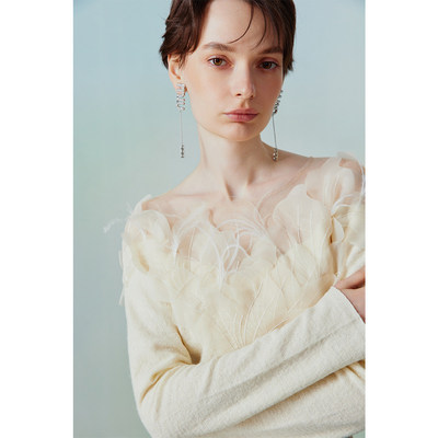 奥芝国温柔立体羽毛白色