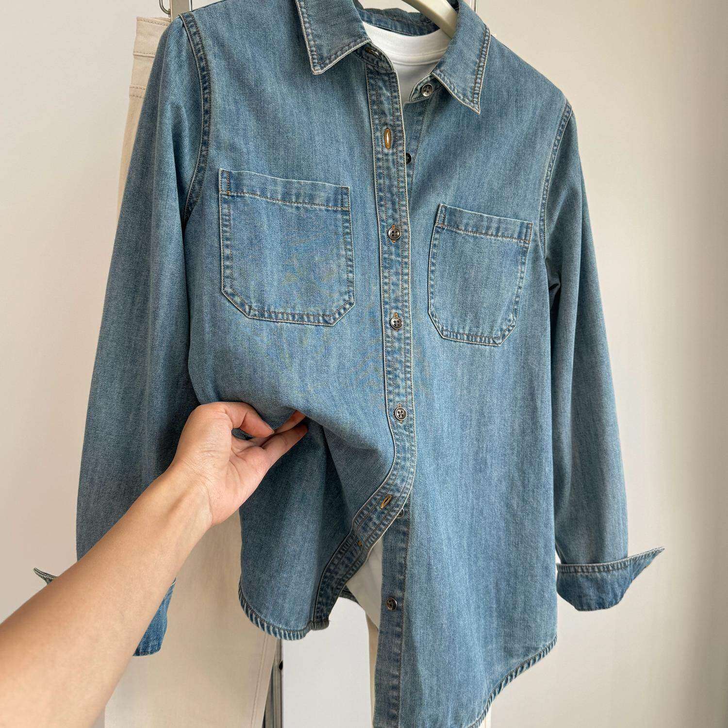 春季覆古浅蓝色牛仔衬衫女宽松薄款长袖衬衫小众设计感叠穿上衣潮