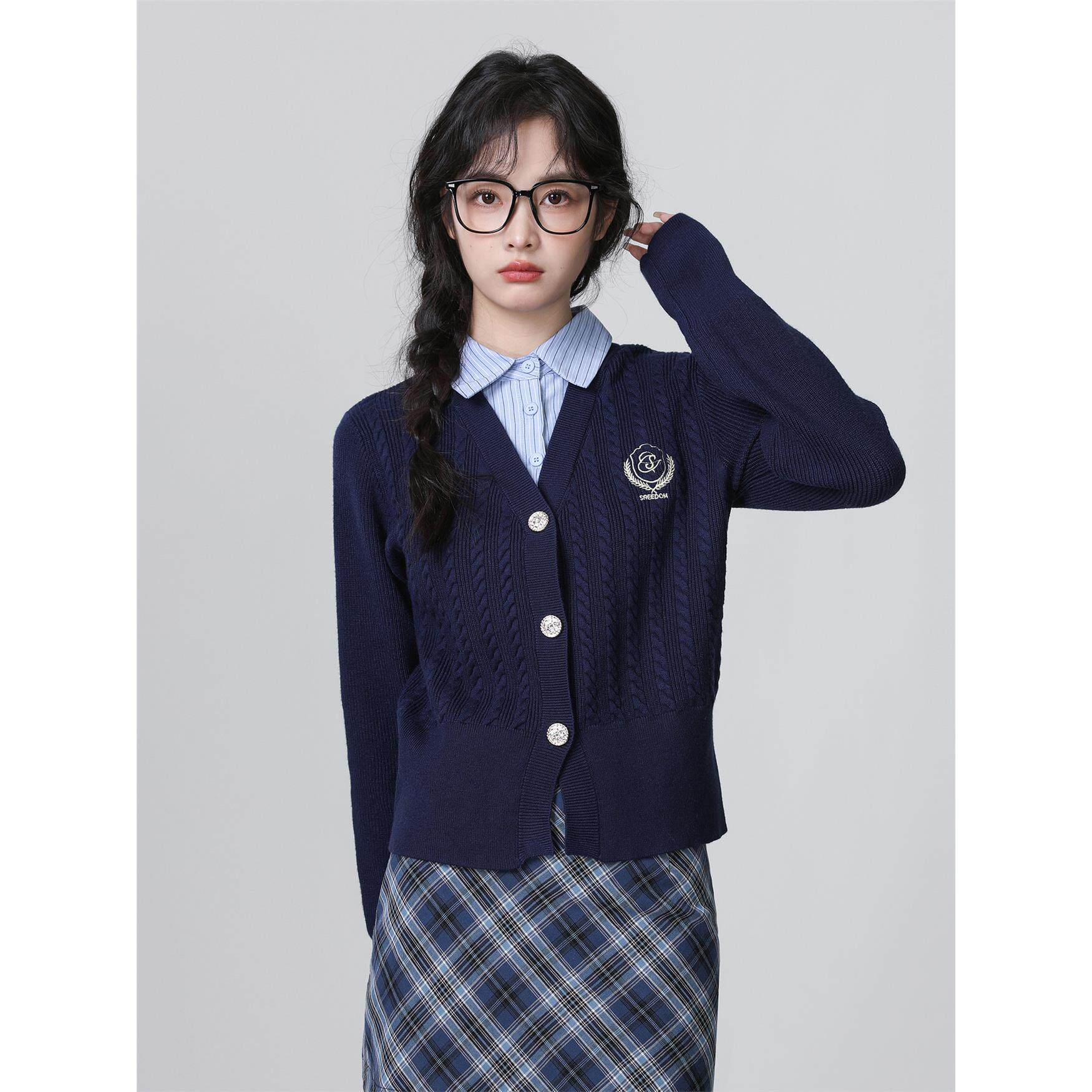 学院风宽松短款蓝色毛衣女春季POLO领衬衫拼接针织开衫假两件上衣