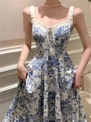法式碎花吊带裙连衣裙女装2024夏季新款减龄蓝色裙子收腰a字长裙